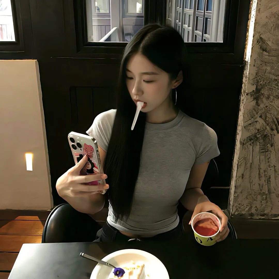 钢铁少女团